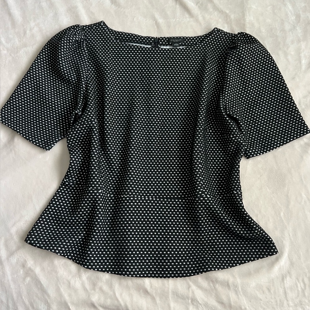🐼 NWT Pretty Peplum Top — Ann Taylor Factory